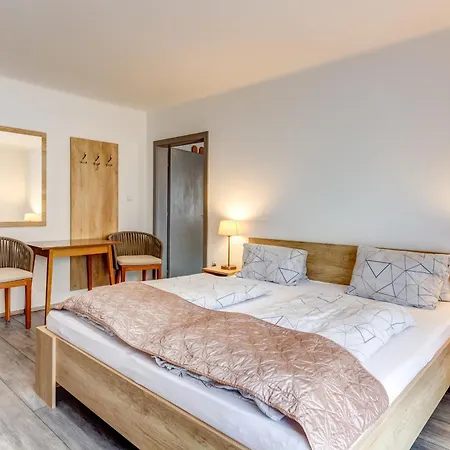 Ferienwohnung Ludwighaus Neukirchen am Großvenediger Exterior foto