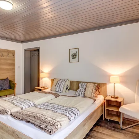 Ferienwohnung Ludwighaus Neukirchen am Großvenediger Exterior foto